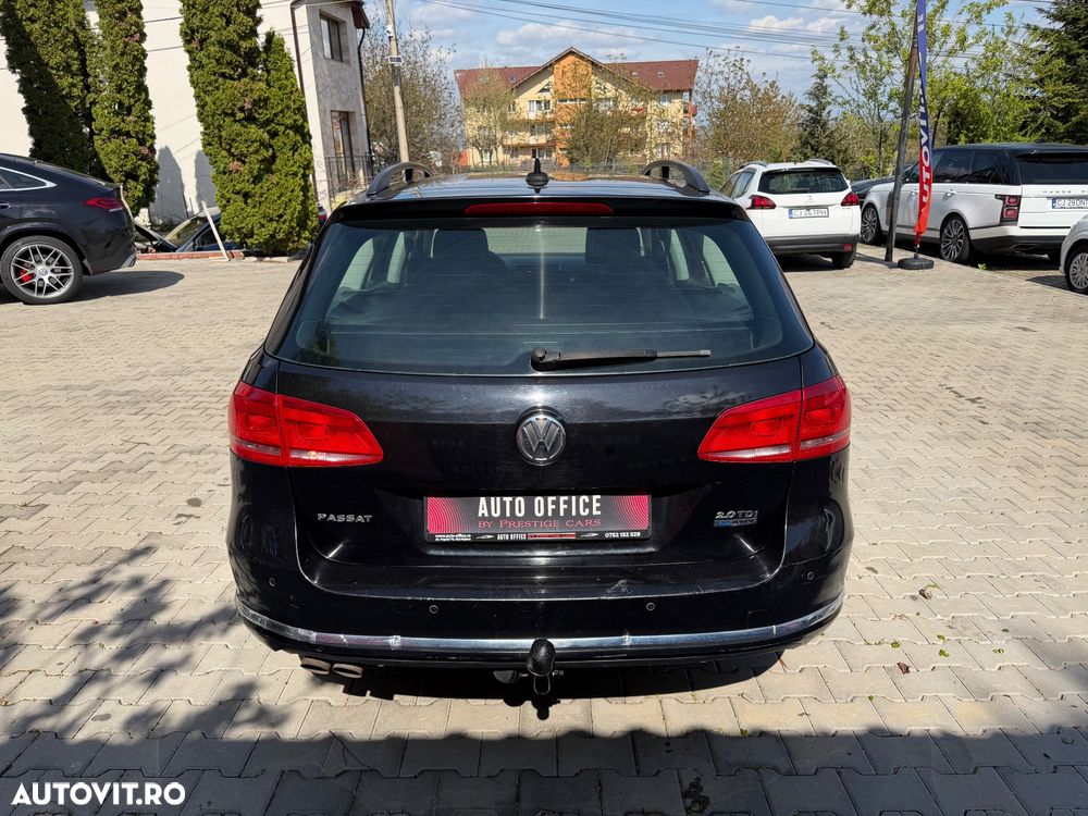 Volkswagen Passat 2.0 TDI BlueMotion Technology DPF Comfortline - 8
