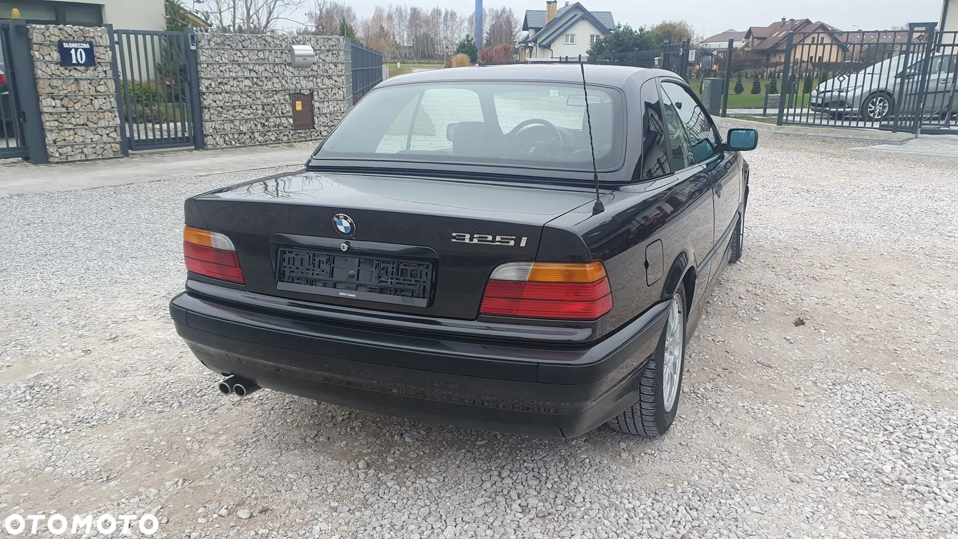 BMW Seria 3 325i - 7