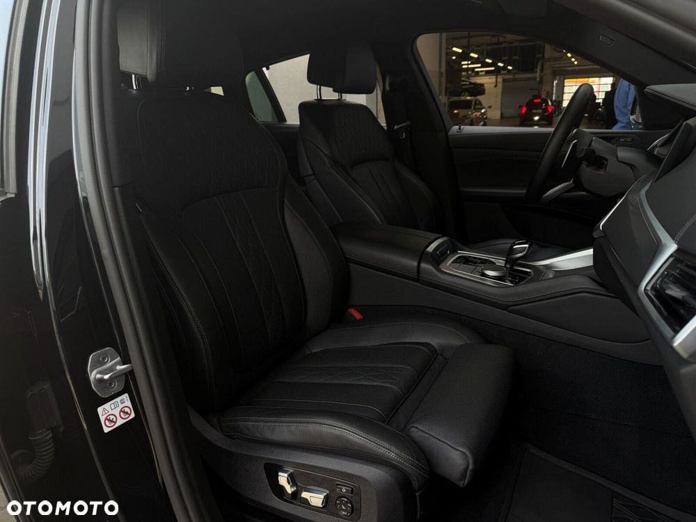 BMW X6 - 15