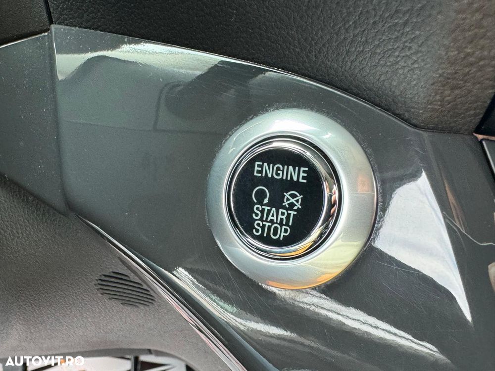 Ford Kuga 1.6 EcoBoost 2x4 Titanium - 23