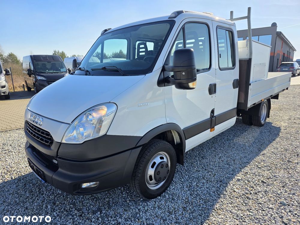 Iveco 35C17 3,0 HPI 170 KONNA DOKA BRYGADÓWKA 7 OSOBOWA 3,2M SKRZYNIA KLIMA 147T/KM PRZEBIEGU GWARANCJA BLIŻNIAKI DO 3,5T WEBASTO - 1