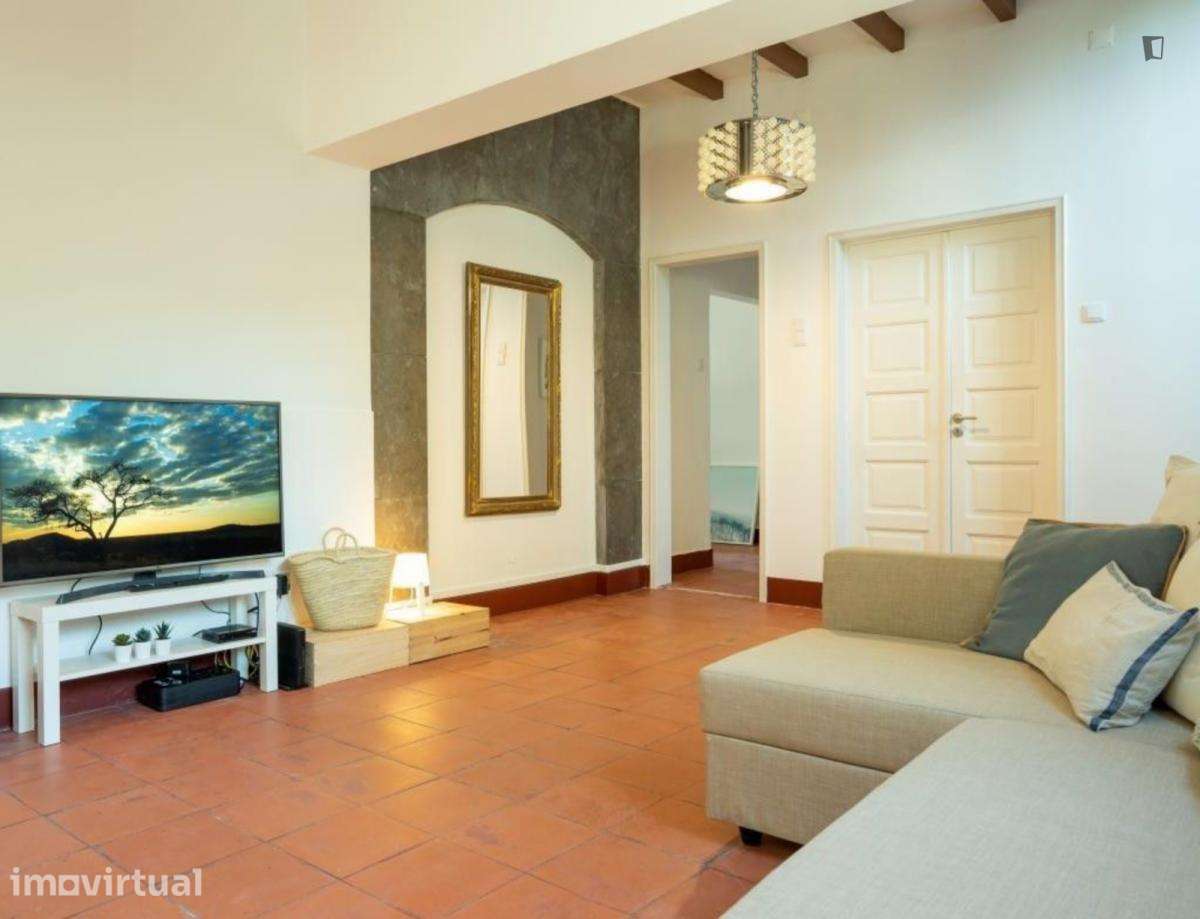 Quarto - localizado em Oeiras Lisbon - Grande imagem: 2/20