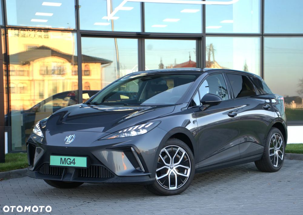 MG 4 Luxury 49 kWh - 3