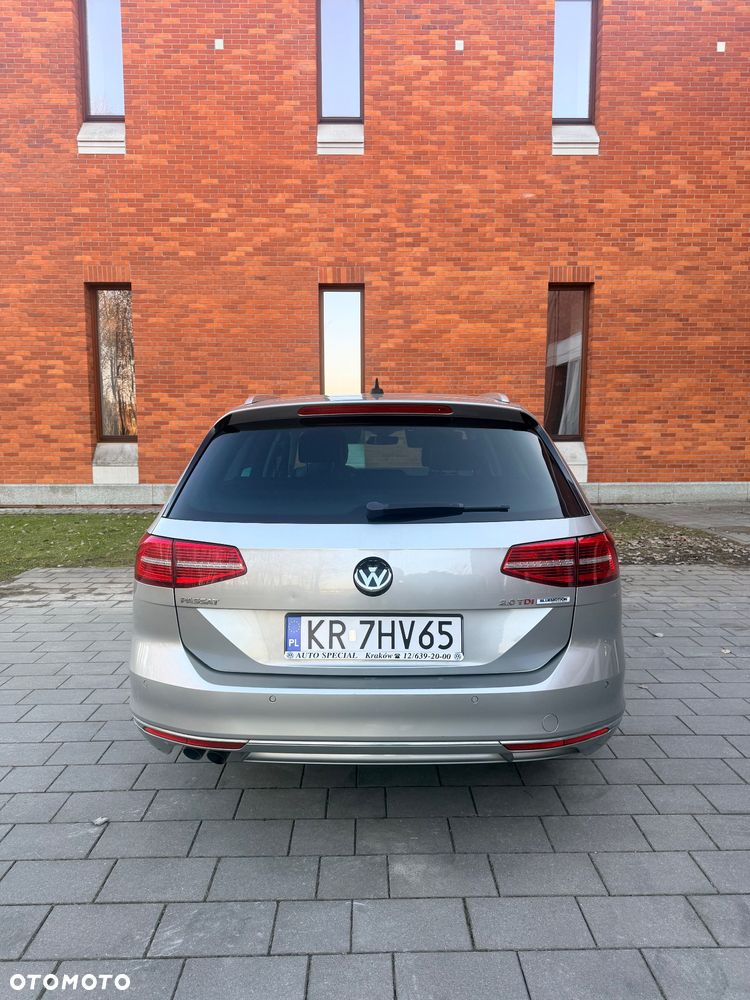 Volkswagen Passat - 5