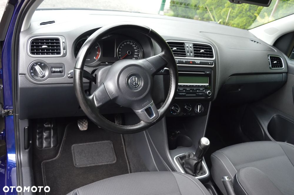 Volkswagen Polo - 25
