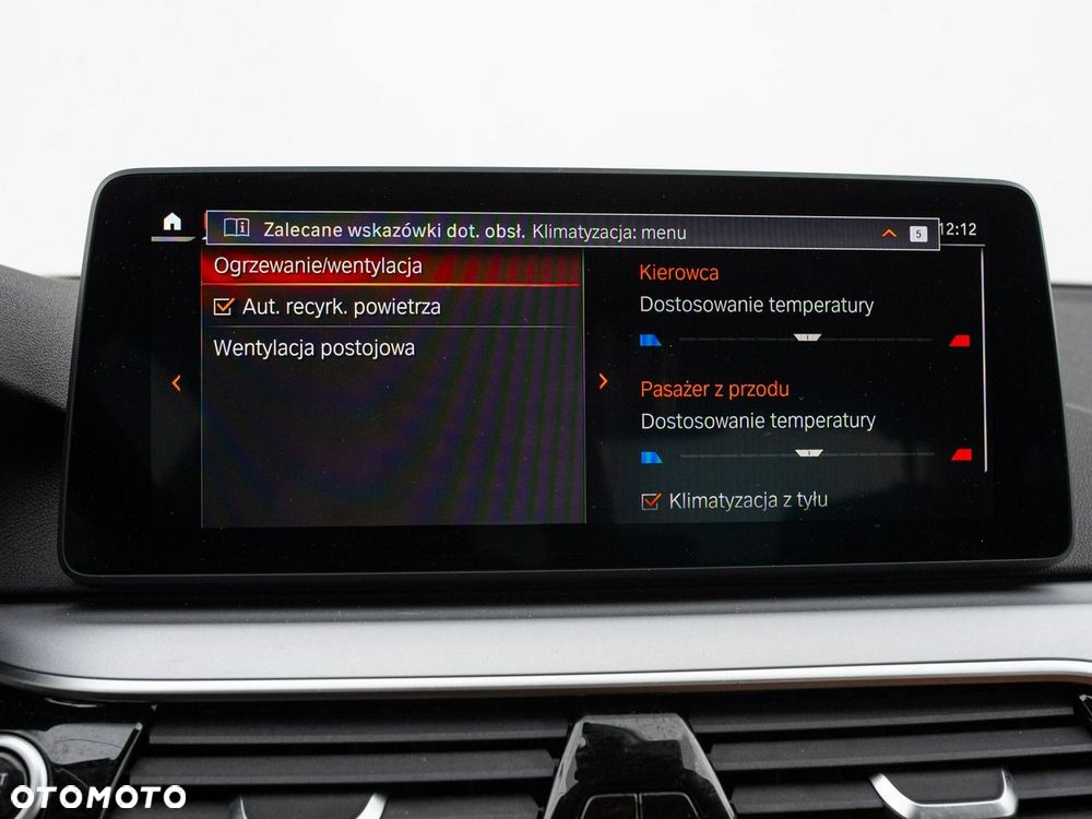 BMW Seria 5 520i mHEV - 19