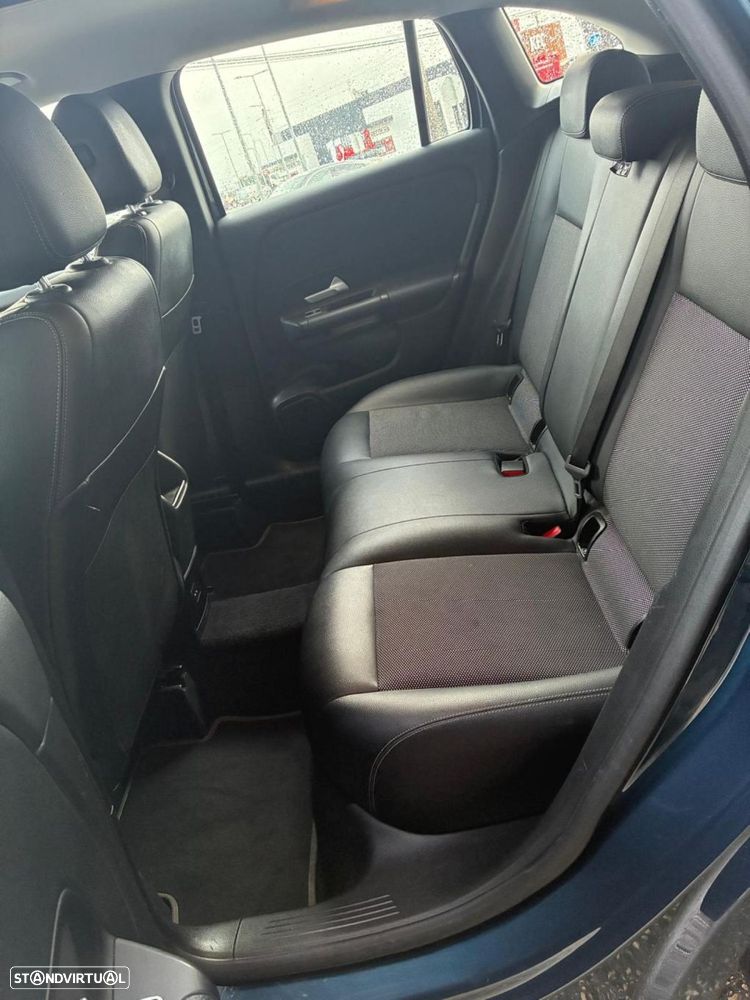 Mercedes-Benz GLA 200 d Style - 5