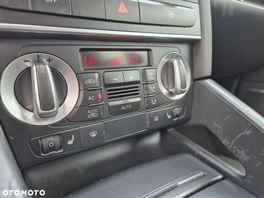 Audi A3 3-drzwiowe 1.4 TFSI Ambition - 20