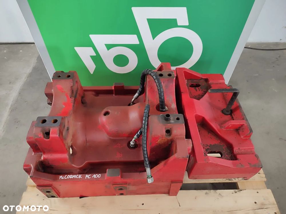 Wspornik przedniej osi 138531 McCormick MC100 - 1