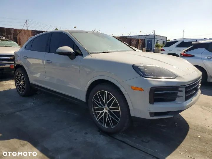 Porsche Cayenne Standard - 4