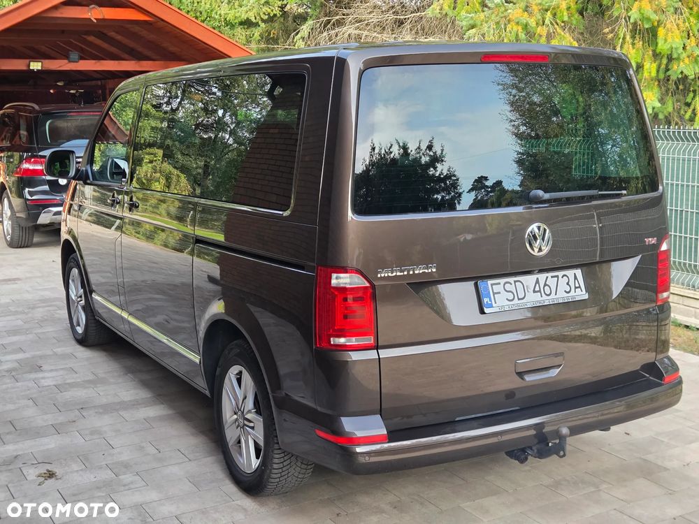 Volkswagen Multivan - 2