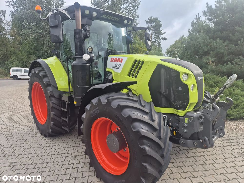 Claas Arion 660 - 2