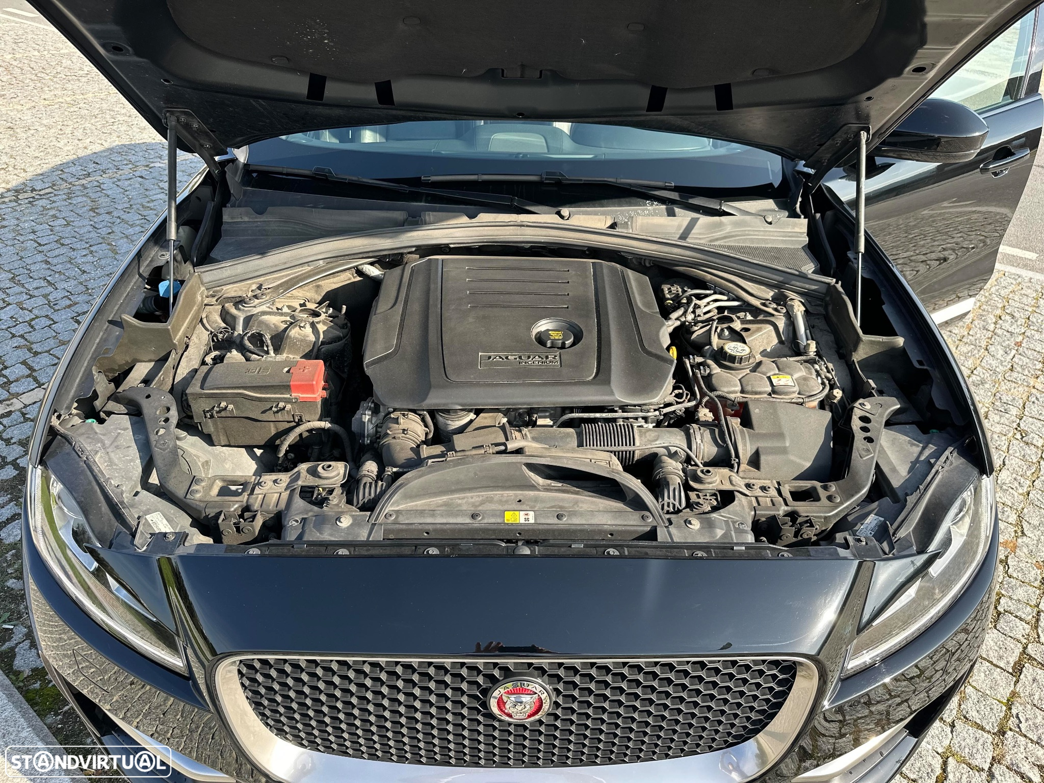 Jaguar F-Pace 2.0 i4D R-Sport - 21