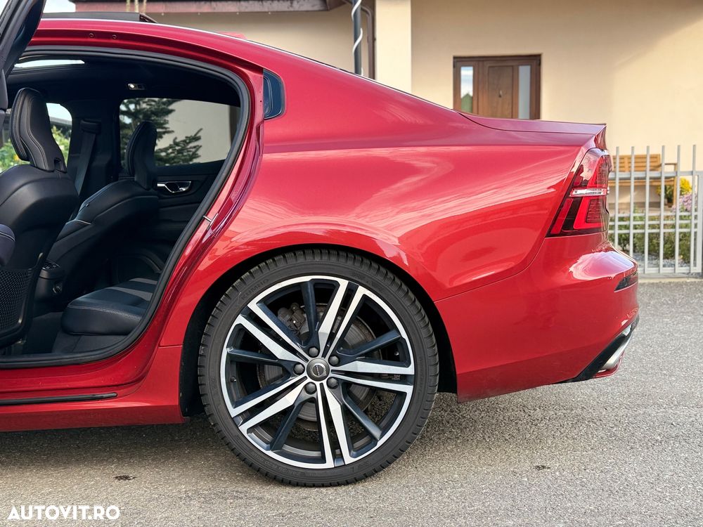Volvo S60 T5 R-Design - 37