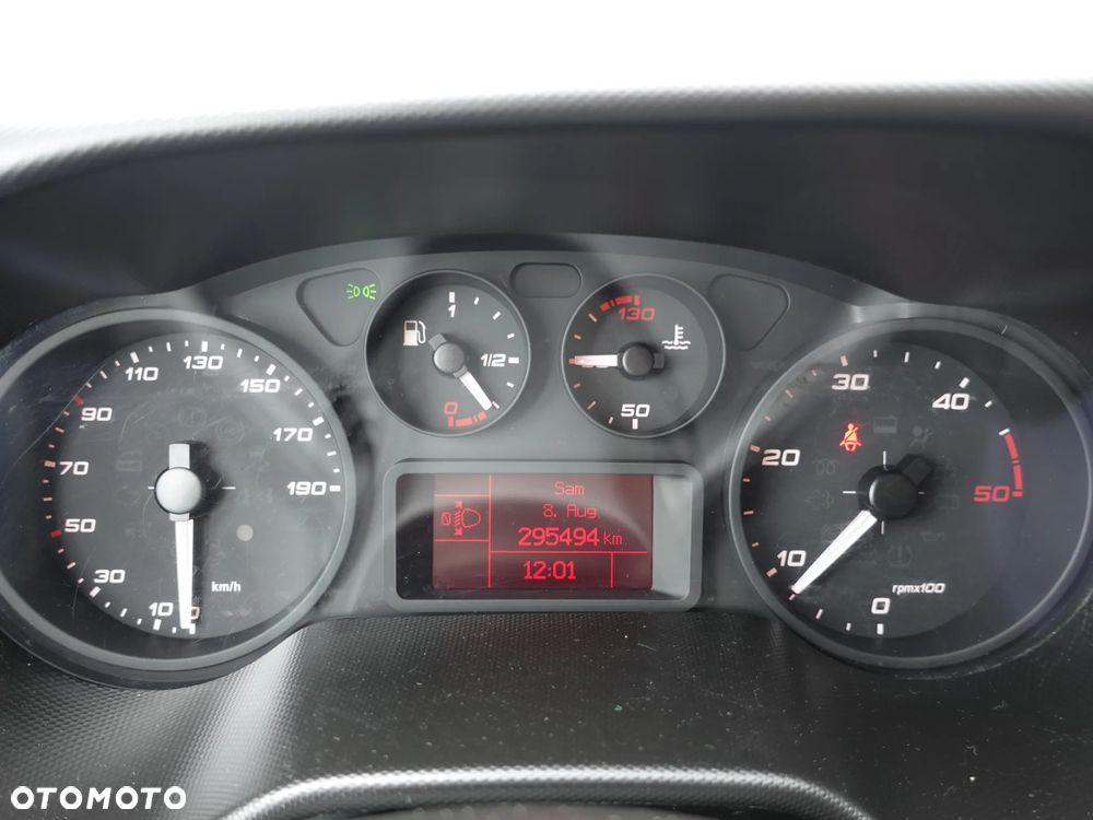 Iveco 35S14 L3H2 - 28
