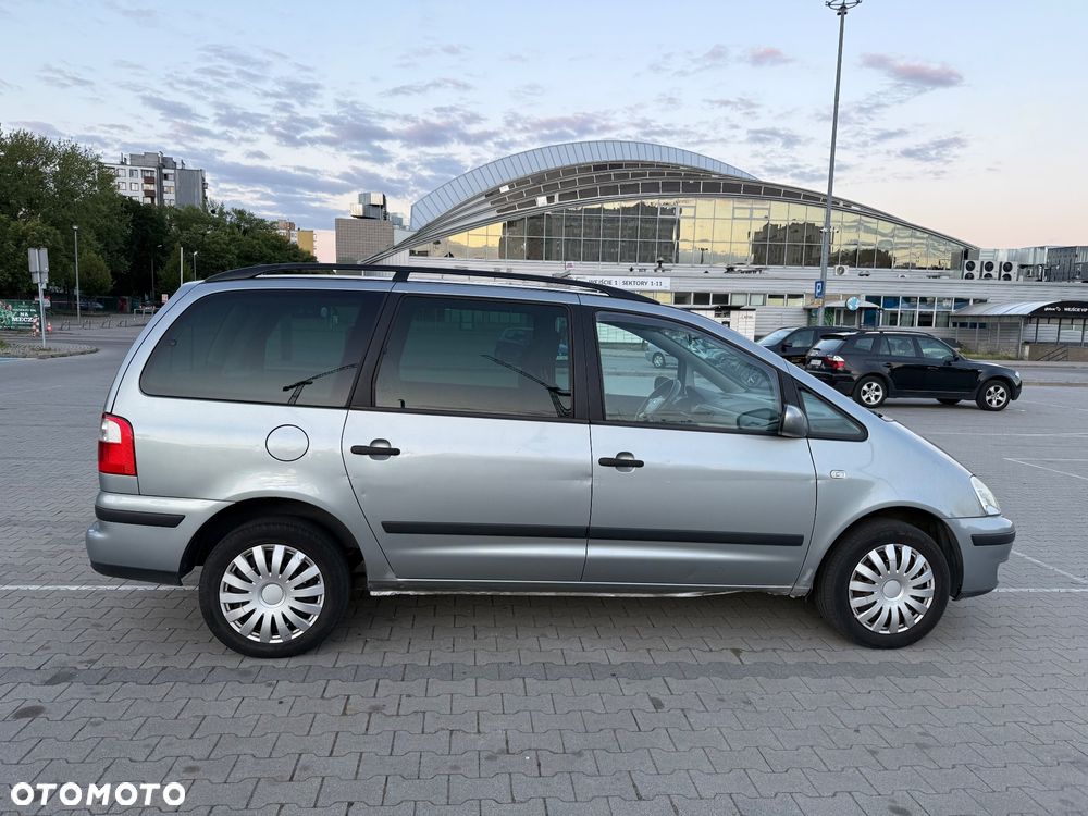 Ford Galaxy 1.9 TDI Trend - 8