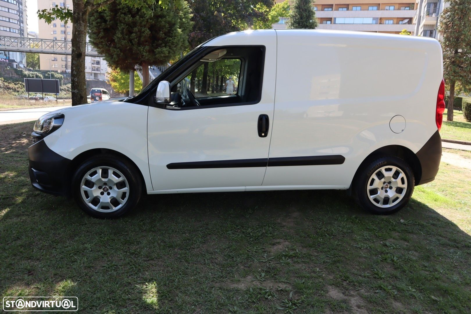 Fiat Doblo 1.6 MJ Easy 3L - 5