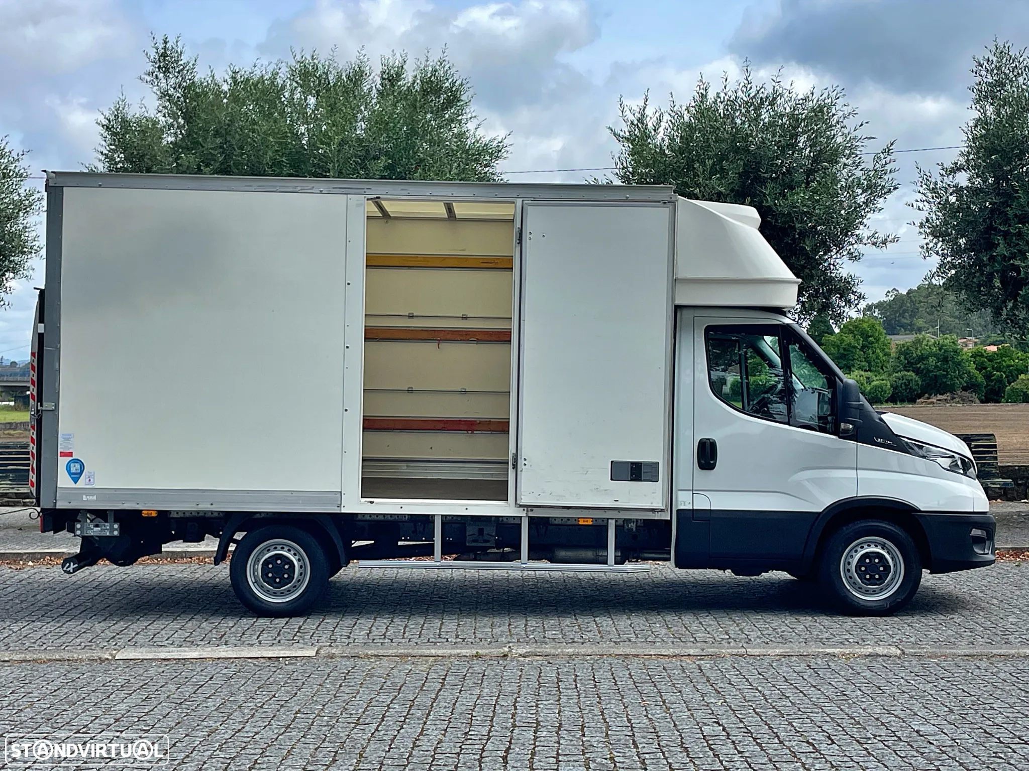 Iveco Daily 35S16 Contentor + Plataforma elevatória - 5