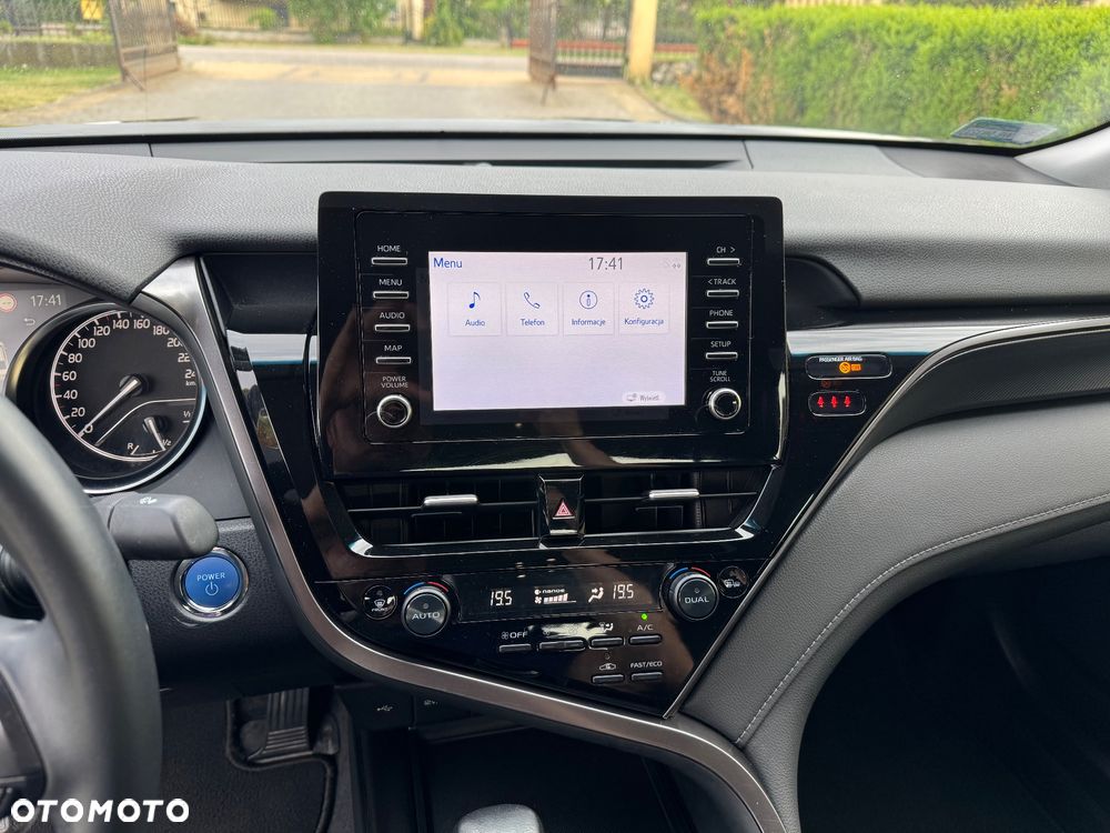 Toyota Camry 2.5 Hybrid Comfort CVT - 17