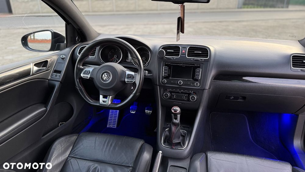 Volkswagen Golf 2.0 GTI - 16