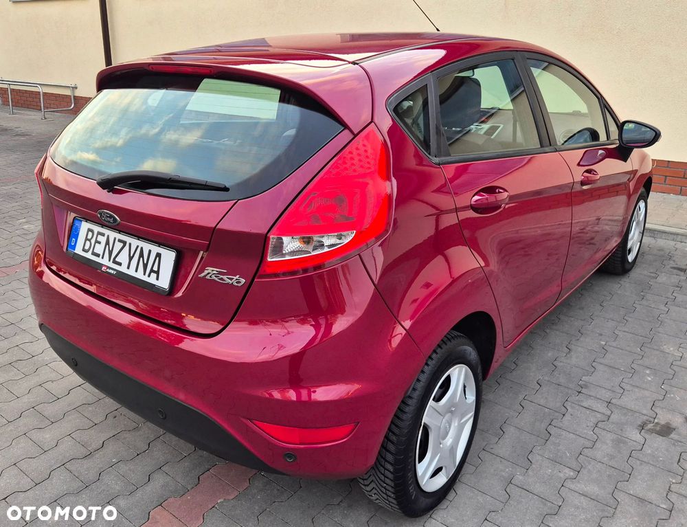 Ford Fiesta 1.25 Celebration - 6