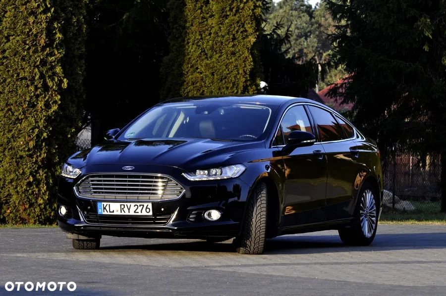 Ford Mondeo 2.0 EcoBoost STart-Stopp Autom Titanium - 2