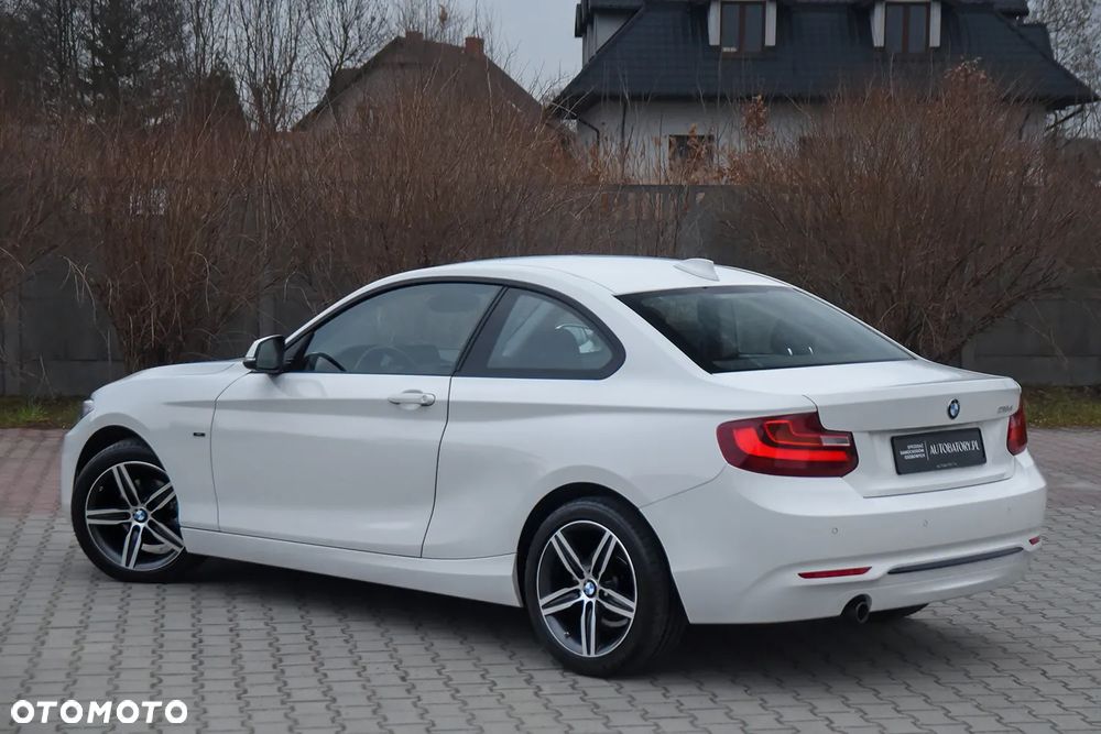 BMW Seria 2 218d Sport Line - 15