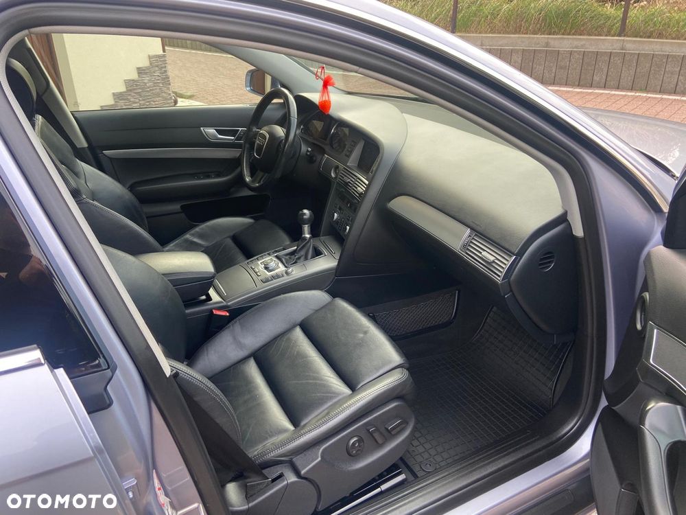 Audi A6 Limousine 3.2 FSI - 12