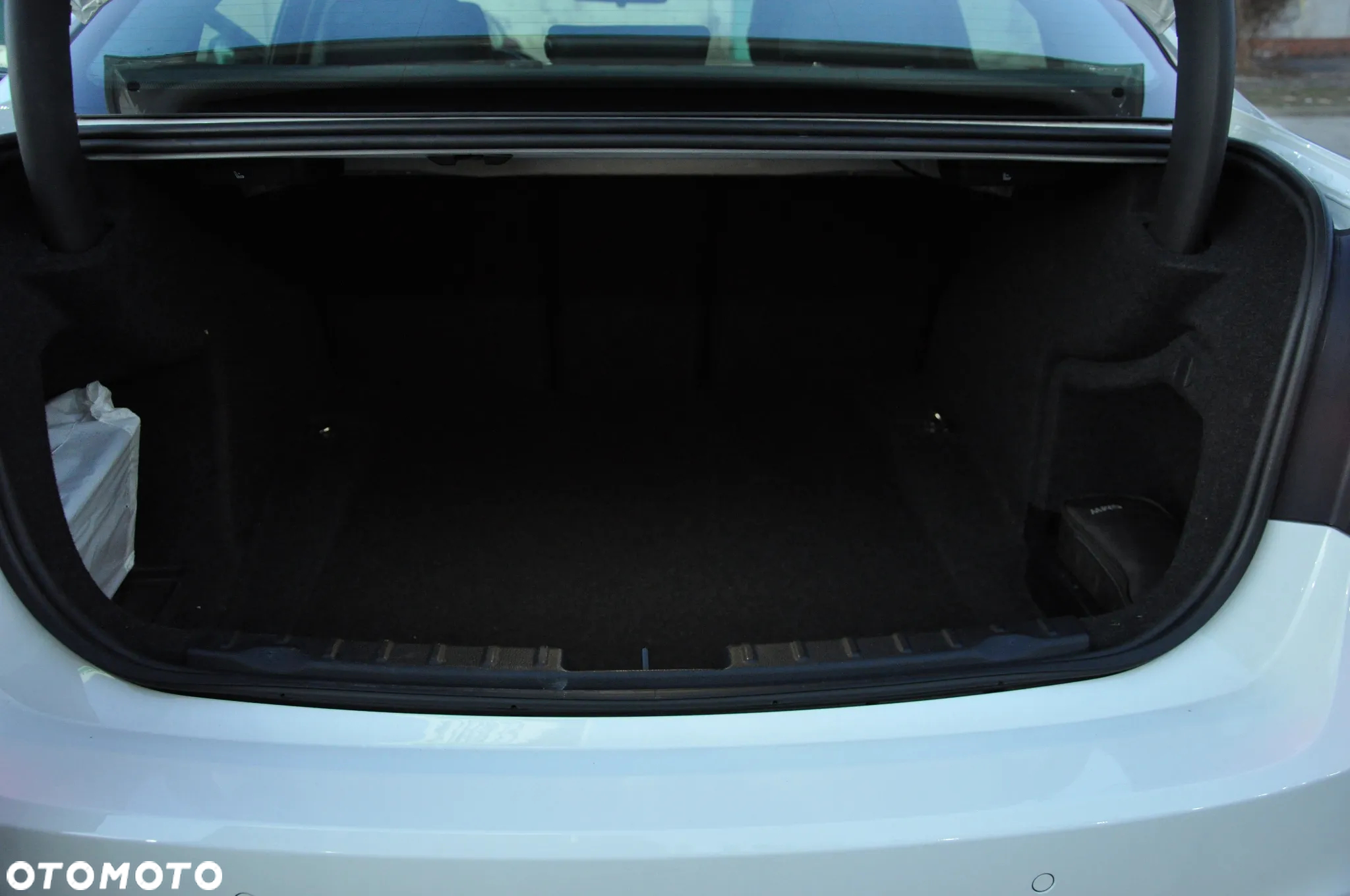 BMW Seria 3 320i xDrive Luxury Line - 18