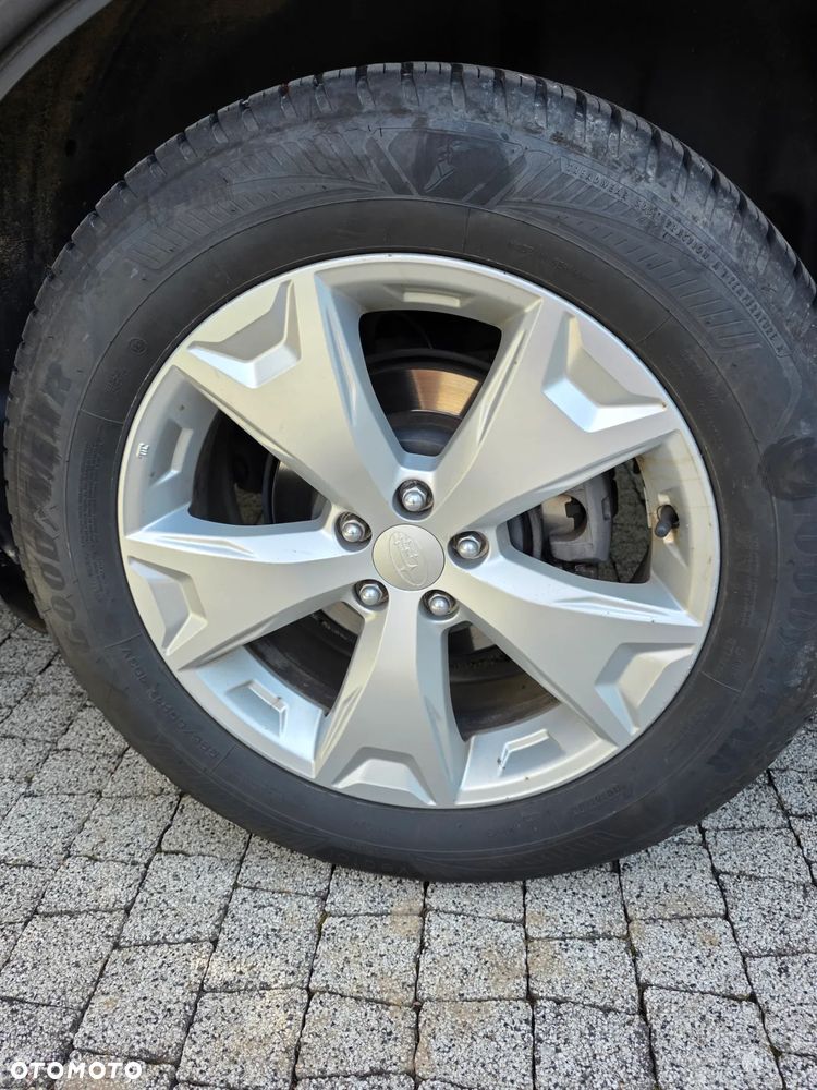 Subaru Forester 2.0D Exclusive - 16