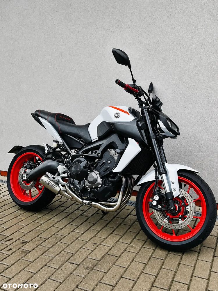Yamaha MT - 1