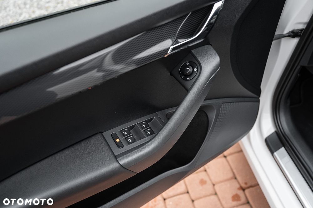 Skoda Octavia 2.0 TSI RS DSG - 15