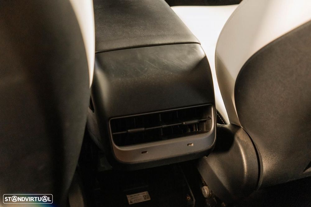 Tesla Model 3 Long Range AWD Dual Motor - 30