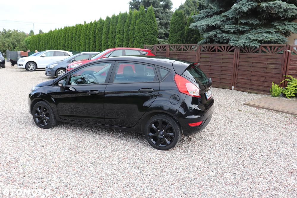 Ford Fiesta 1.25 Celebration - 3