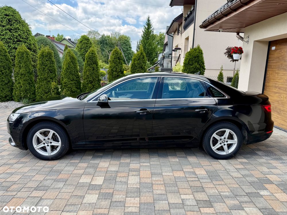 Audi A4 Limousine - 3
