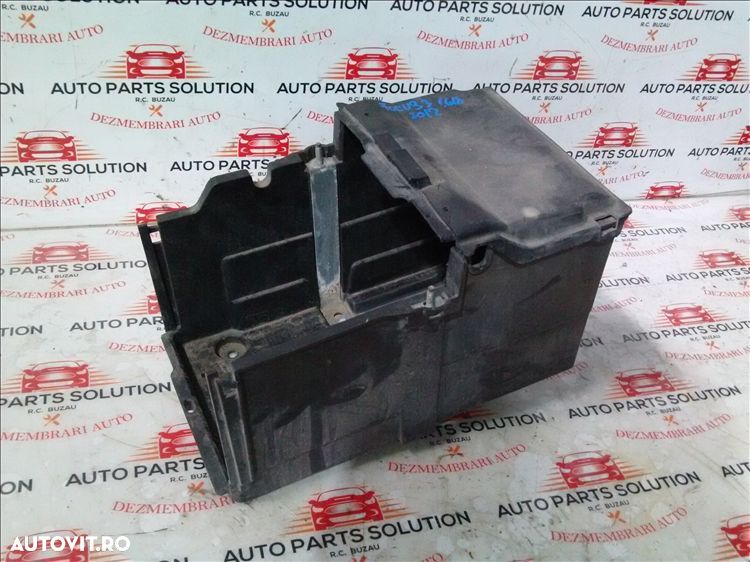 carcasa baterie 1.6d ford focus 3 an fabr.  2012 - 1