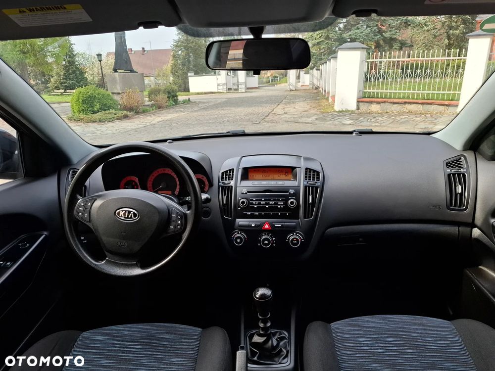 Kia Ceed 1.4 CVVT LX - 11