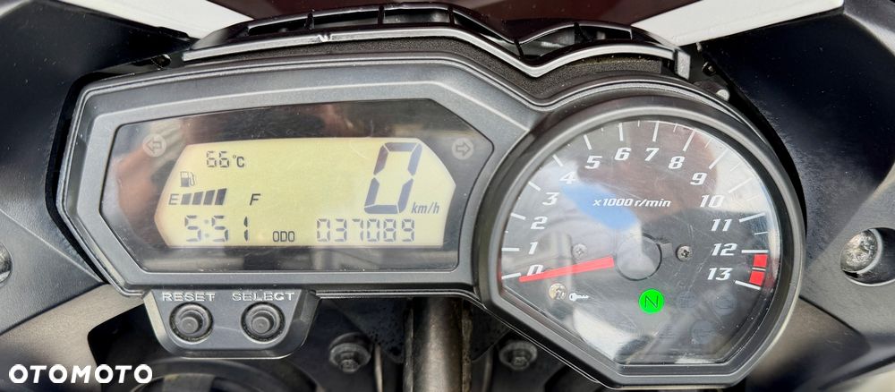 Yamaha FZ - 8