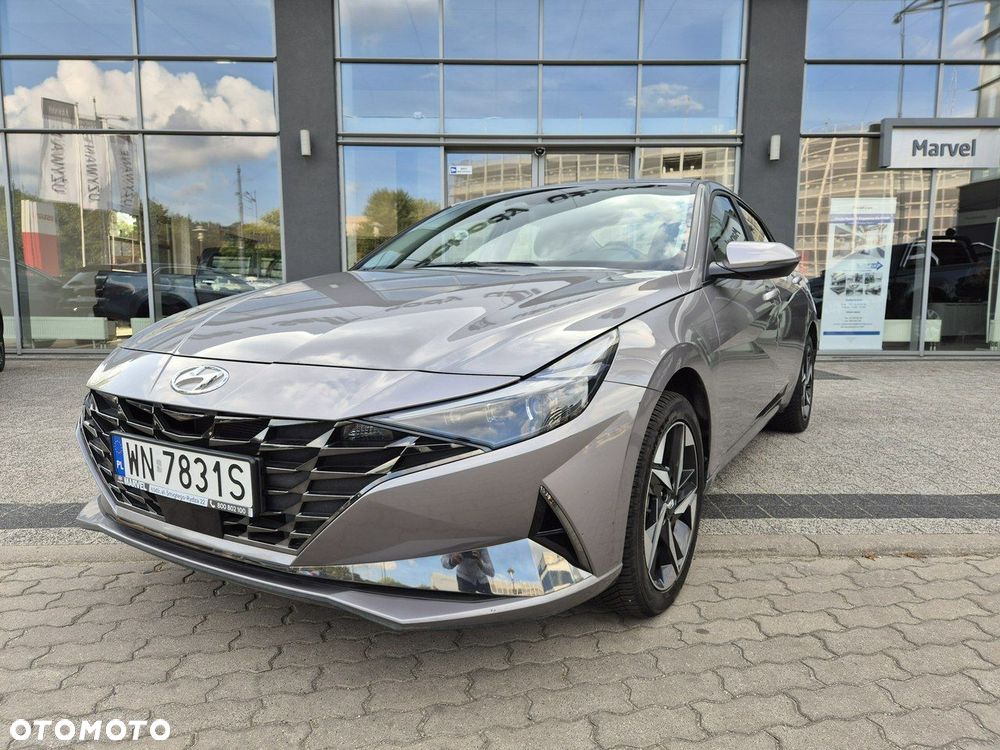 Hyundai Elantra - 9