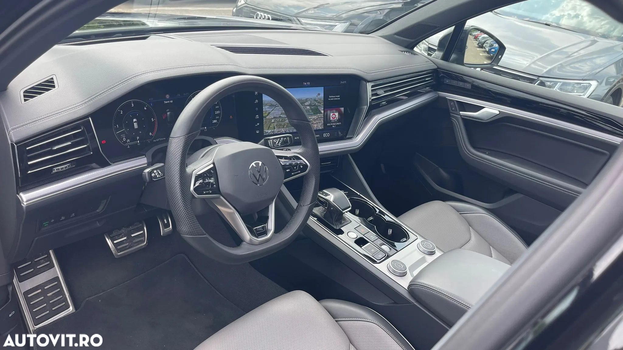 Volkswagen Touareg V6 TDI R-Style - 11