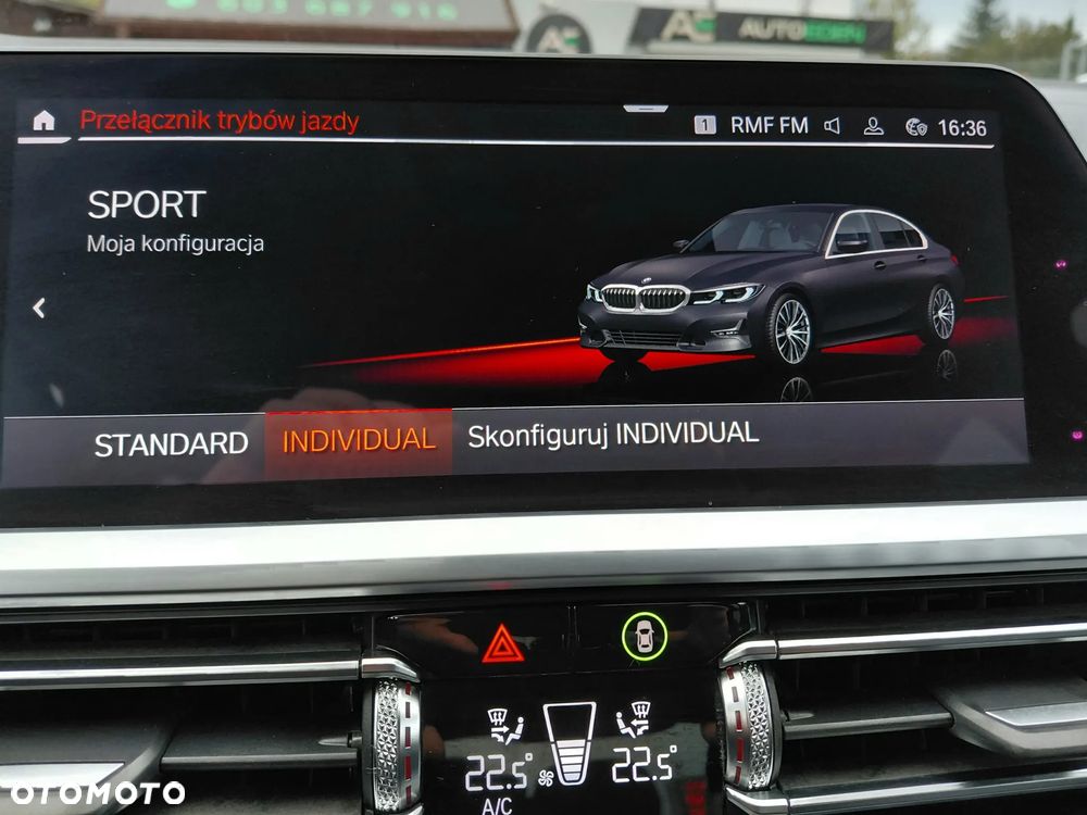 BMW Seria 3 320d xDrive Luxury Line sport - 37