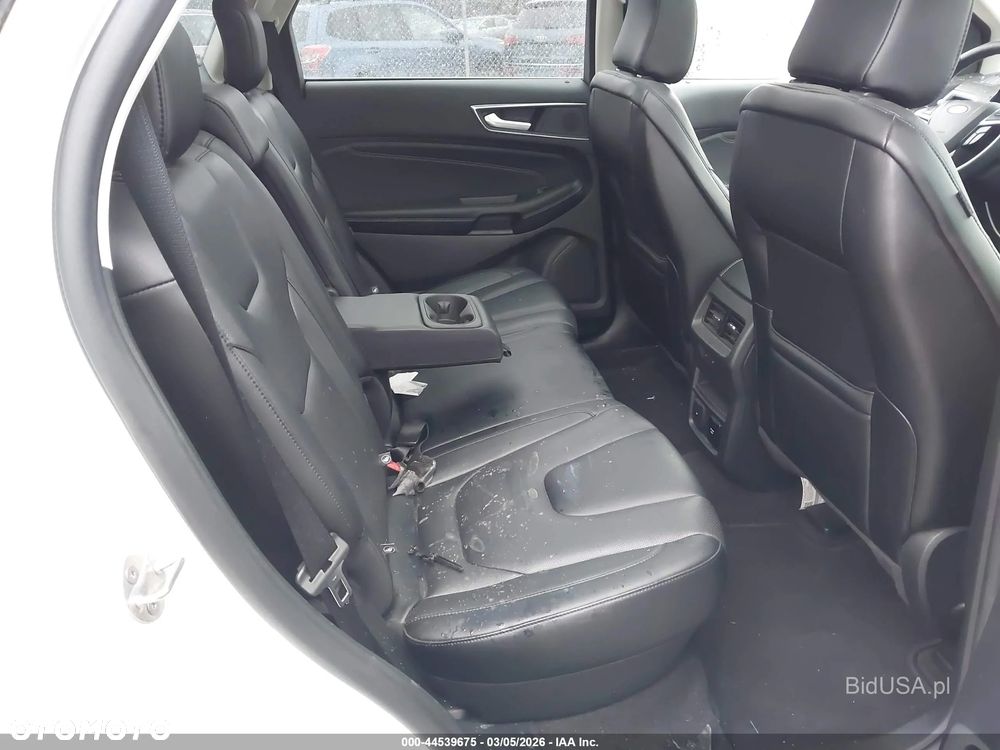 Ford Edge - 12