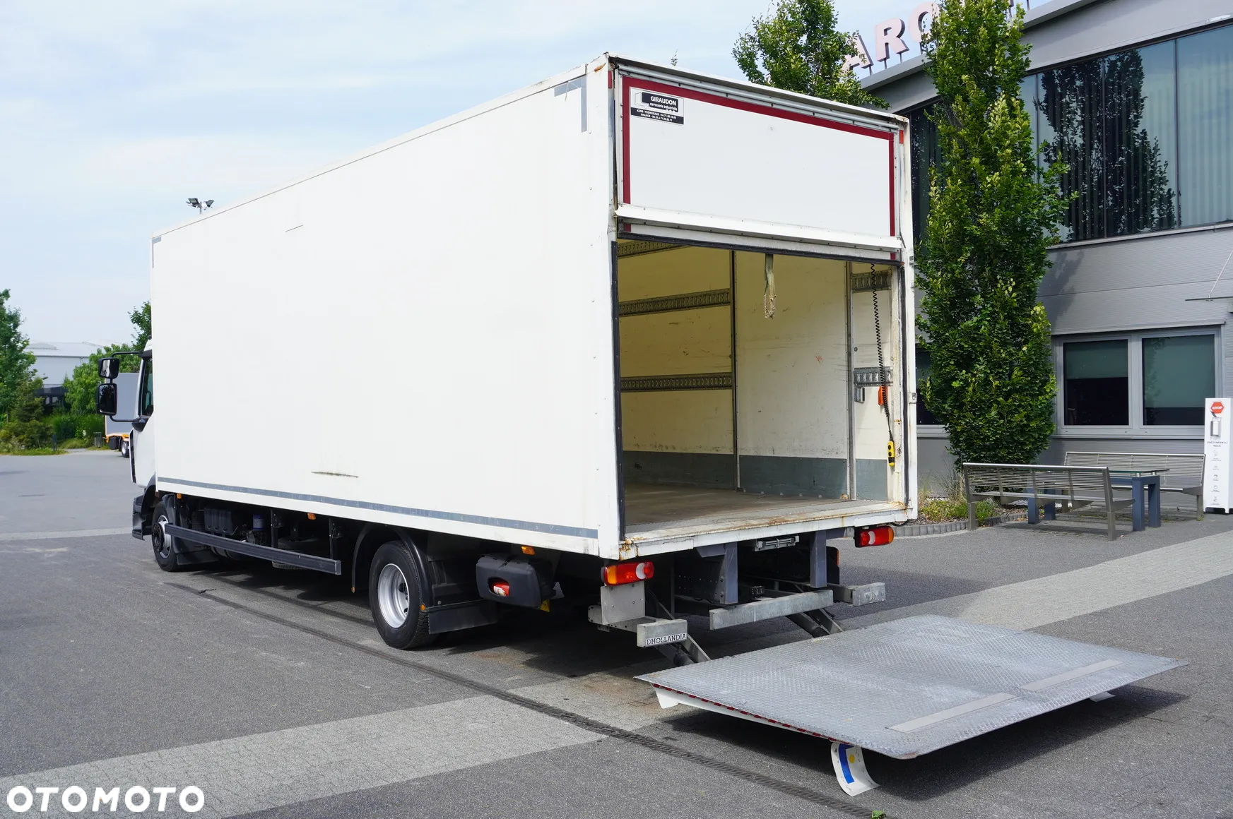 Renault D12 Euro 6 / 18 palet / Winda / r.2017 - 37