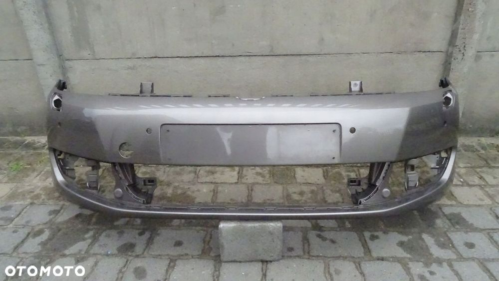 VW GOLF VI PLUS 5M0 - zderzak przedni - 1
