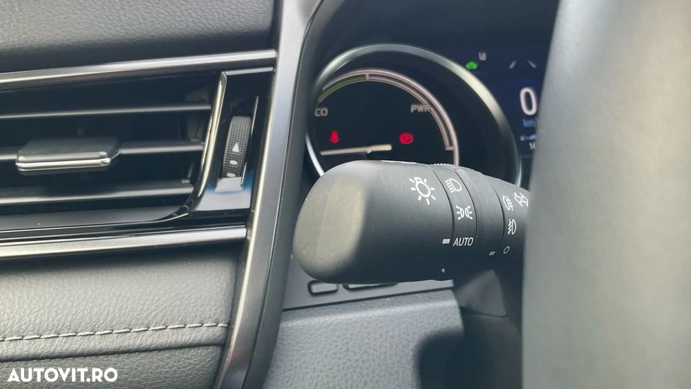 Toyota Camry 2.5 Exclusive - 22