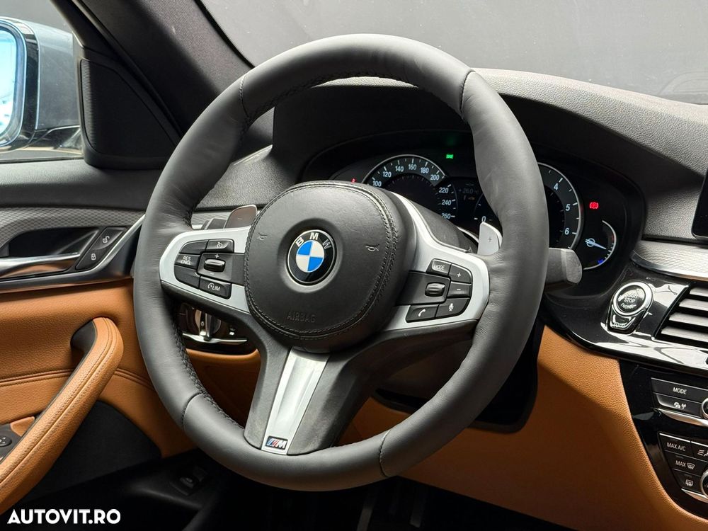BMW Seria 5 520i Aut. M Sport Edition - 13