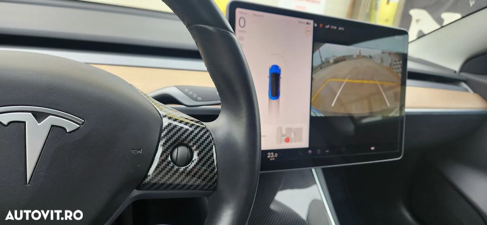 Tesla Model 3 Standard Reichweite Plus Hinterradantrieb - 6