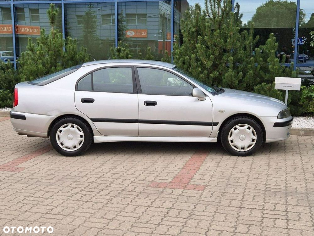Mitsubishi Carisma - 9