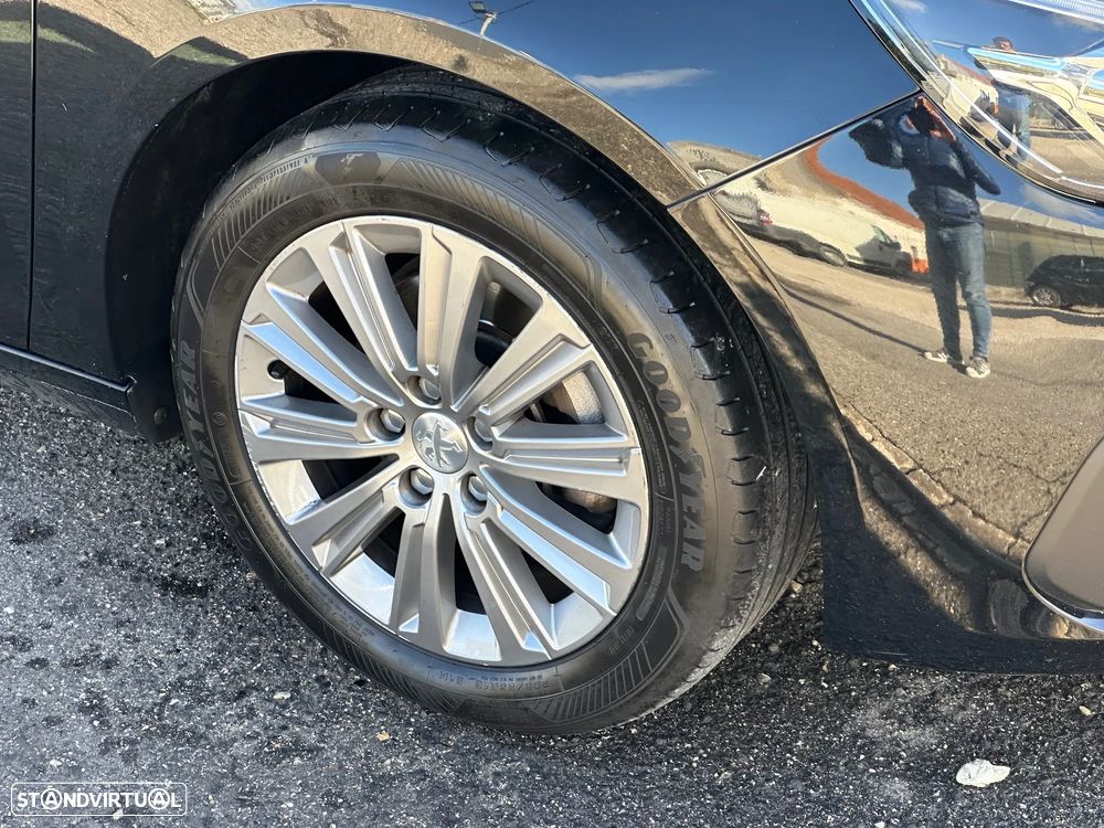 Peugeot 308 SW 1.5 BlueHDi Allure Pack - 23