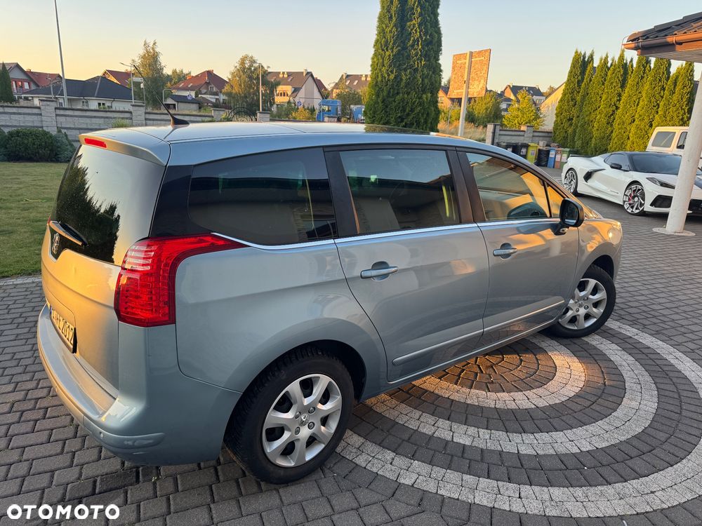 Peugeot 3008 1.6 Premium - 9